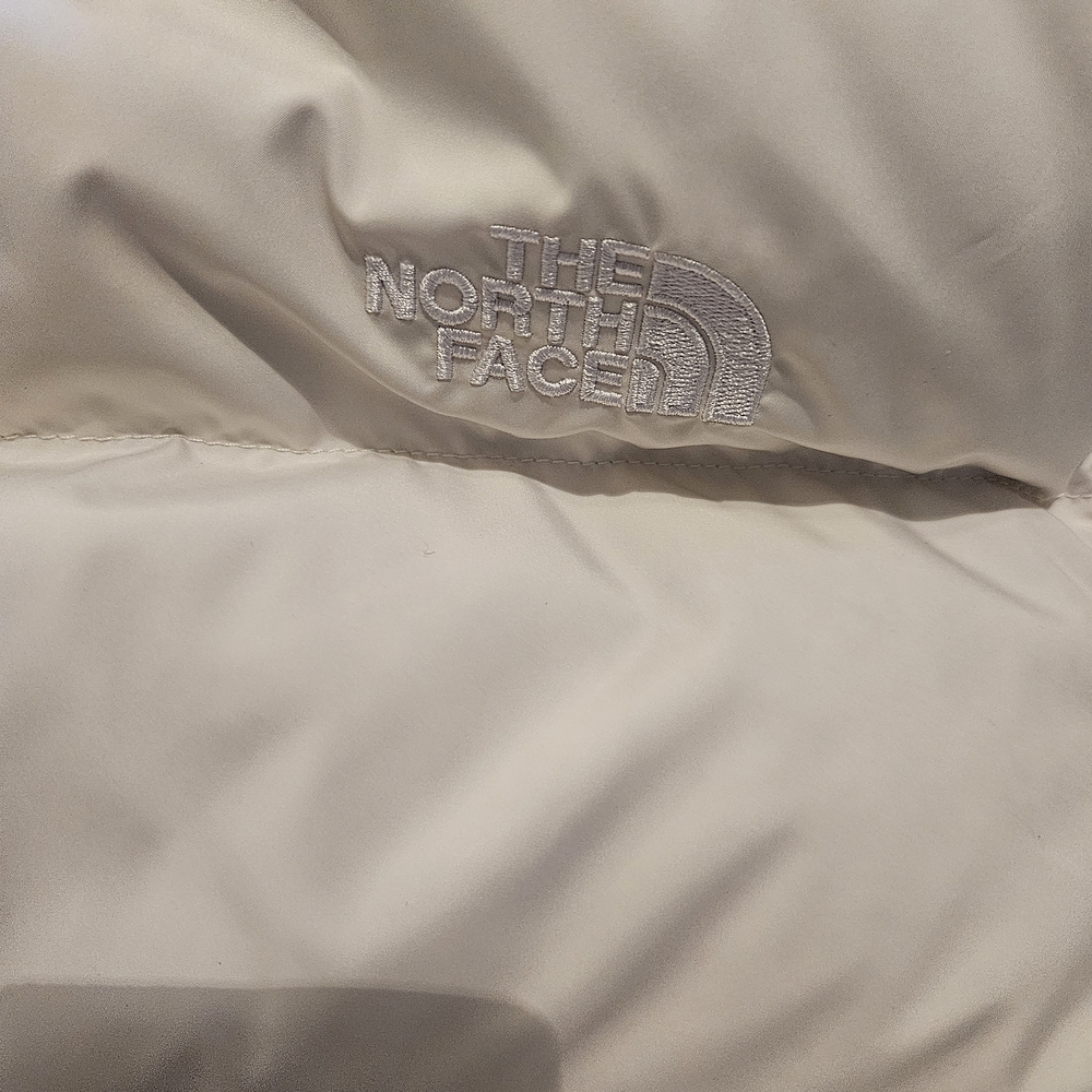 ☆New! The North Face Womens Puffer Coat And Beanie - Picture 5 of 11